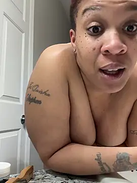 SexyHoneyRedd online show from 01/04/25, 10:34