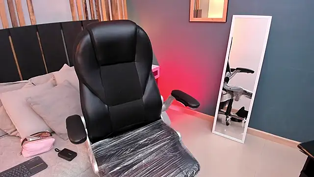 Snapshot of Janne_lee chatting on 09/19/25, 08:46 Janne lee online show from 09/19/25, 08:46