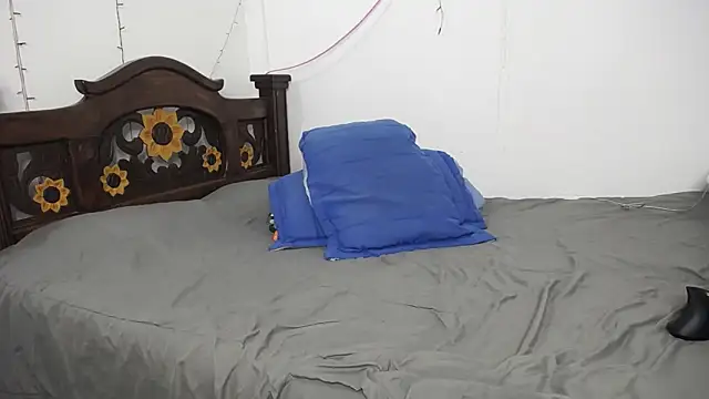 DominaLeona online show from 03/09/25, 09:25