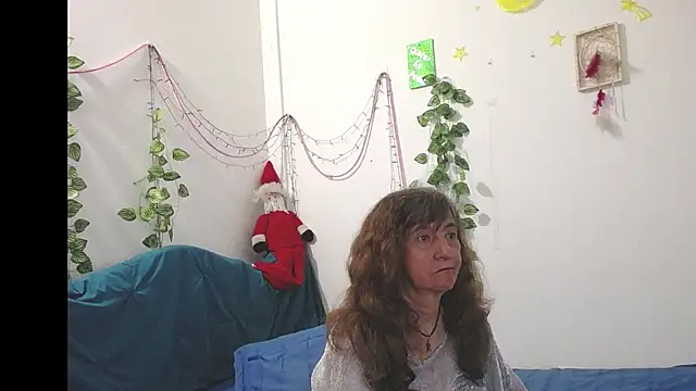 DominaLeona online show from 11/18/25, 09:18