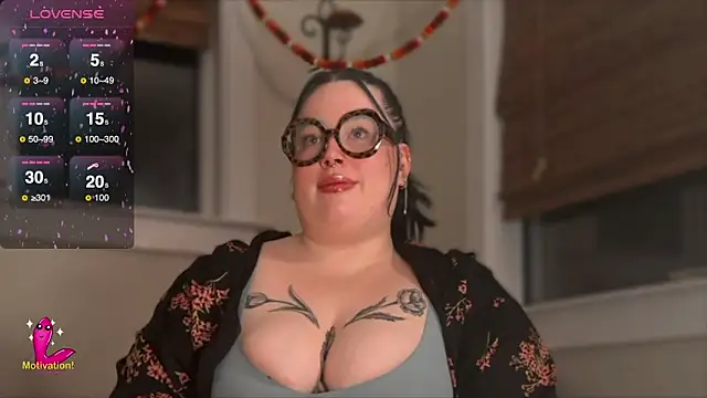 MissBika online show from 02/26/25, 06:19