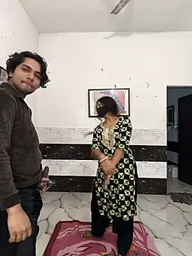 riya190 online show from 11/08/25, 05:49