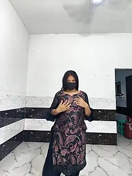 riya190 online show from 10/07/25, 06:53