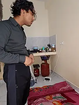 Snapshot of riya190 chatting on 02/10/26, 05:45 riya190 online show from 02/10/26, 05:45