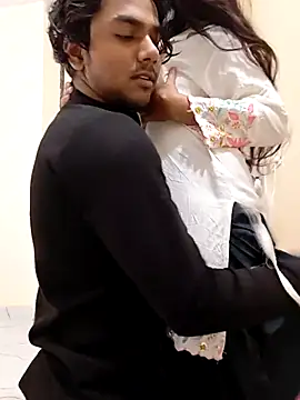 Snapshot of riya190 chatting on 01/17/26, 06:33 riya190 online show from 01/17/26, 06:33