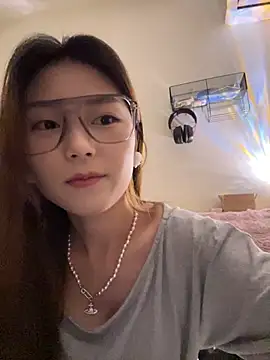 Sweet-Angel999 online show from 02/05/26, 02:57