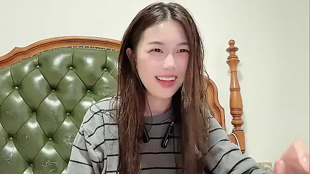 Sweet-Angel999 online show from 04/13/26, 04:44