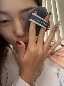 Sweet-Angel999 online show from 12/17/25, 03:50