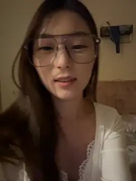 Sweet-Angel999 online show from 10/28/25, 02:38