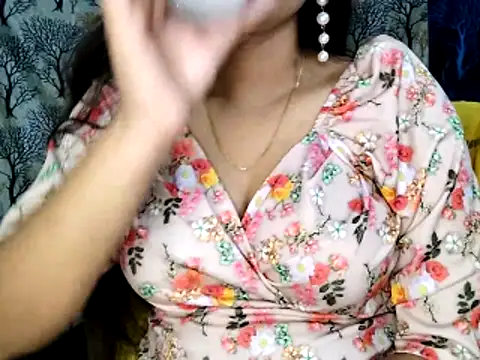 Aarvi Arora online show from 01/17/26, 11:58