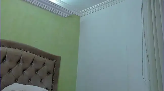 Luciluu20 online show from 01/22/25, 01:10