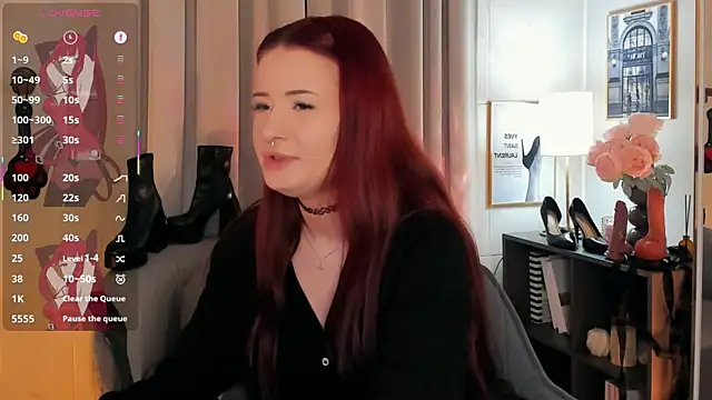 Lily Moonlight online show from 05/15/26, 02:37