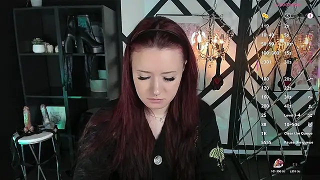 Lily Moonlight online show from 03/06/26, 07:03