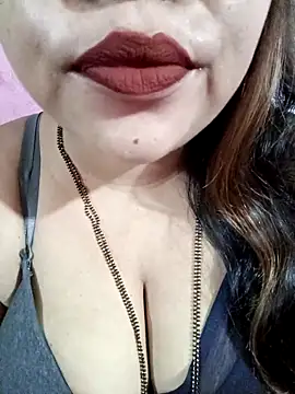 Beautyy38 online show from 10/21/25, 02:55