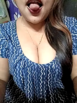 Beautyy38 online show from 02/28/25, 10:39