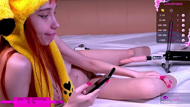 wwhitewwwidoww online show from 12/15/25, 02:34