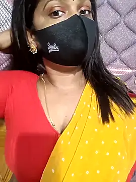 Snapshot of Renuma chatting on 02/27/26, 04:01 Renuma online show from 02/27/26, 04:01