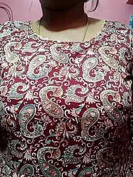 Snapshot of Renuma chatting on 01/31/26, 07:23 Renuma online show from 01/31/26, 07:23