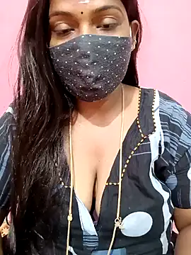 Snapshot of Renuma chatting on 01/11/25, 04:48 Renuma online show from 01/11/25, 04:48