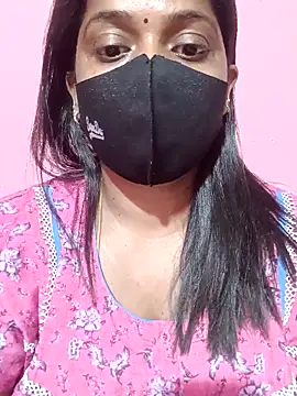 Snapshot of Renuma chatting on 02/13/26, 05:46 Renuma online show from 02/13/26, 05:46