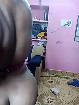 Snapshot of Renuma chatting on 02/24/26, 07:09 Renuma online show from 02/24/26, 07:09