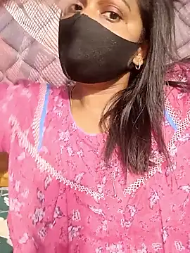 Snapshot of Renuma chatting on 01/13/26, 11:25 Renuma online show from 01/13/26, 11:25