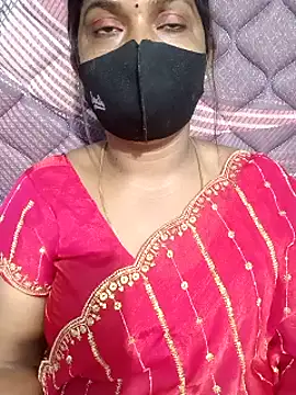 Snapshot of Renuma chatting on 04/11/26, 07:45 Renuma online show from 04/11/26, 07:45