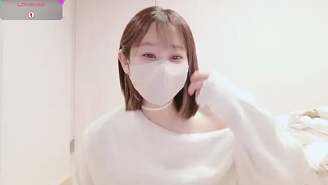 Mamu Mamu  online show from 11/16/25, 10:42