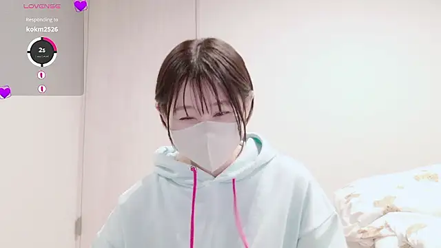 Mamu Mamu  online show from 04/15/26, 11:59