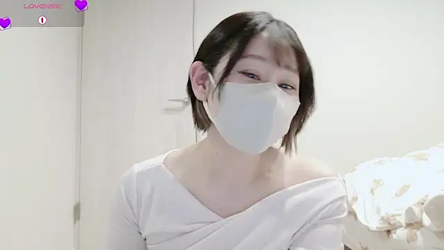 Mamu Mamu  online show from 04/12/26, 10:29