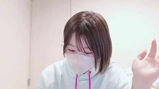 Mamu Mamu  online show from 04/19/26, 11:11