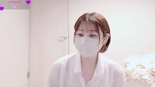 Mamu Mamu  online show from 04/06/26, 11:33