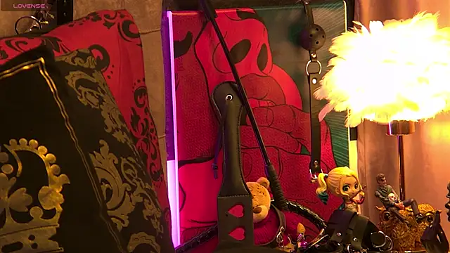 ZoeMesmerize online show from 11/07/25, 11:04