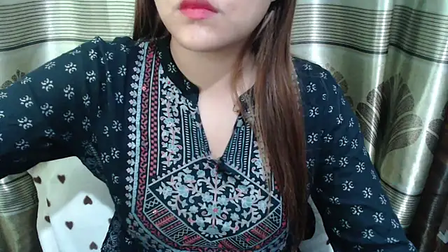 queen angelina online show from 03/12/26, 01:11