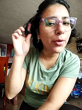 Im Alma  online show from 02/28/25, 01:03