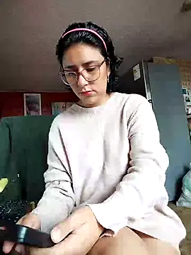 Im Alma  online show from 03/12/25, 01:08