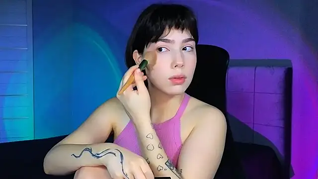 Stacy Gonzales  online show from 01/18/26, 06:17