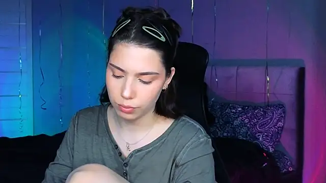 Stacy Gonzales  online show from 03/26/26, 08:12