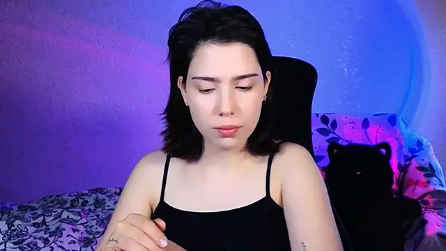 Stacy Gonzales  online show from 05/20/26, 10:23