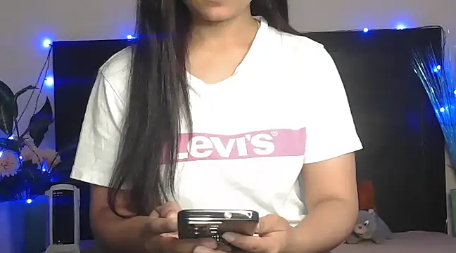 Snapshot of WildRuhi20 chatting on 02/09/25, 04:46 WildRuhi20 online show from 02/09/25, 04:46