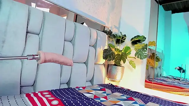 RoseTaylor   online show from 03/11/26, 05:12