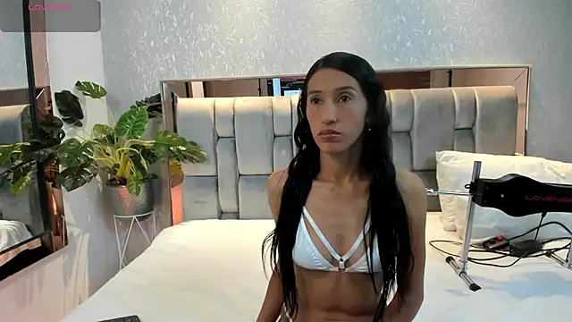 RoseTaylor   online show from 10/17/25, 04:38