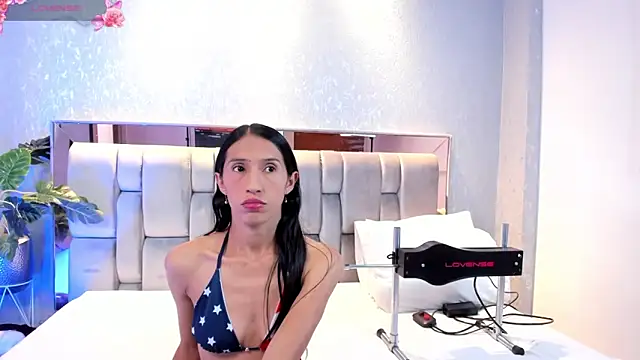 RoseTaylor   online show from 10/10/25, 05:08