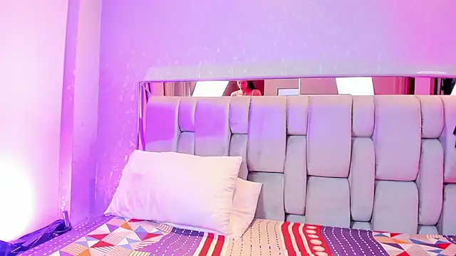 RoseTaylor   online show from 03/10/26, 05:22