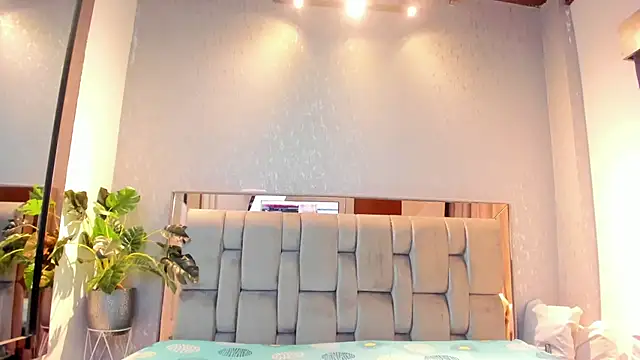 RoseTaylor   online show from 04/03/26, 05:03