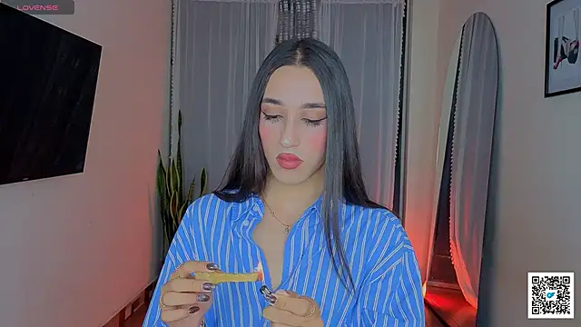 Snapshot of Goddivaa chatting on 12/23/25, 07:29 Goddivaa online show from 12/23/25, 07:29