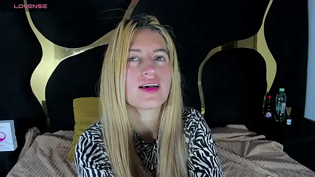 GiaRoussel online show from 02/23/26, 04:40