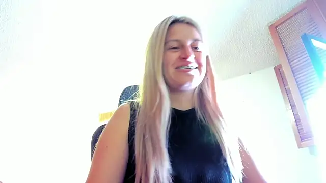 GiaRoussel online show from 03/24/26, 01:33