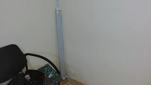 JessicaRabbit04 online show from 09/27/25, 03:45