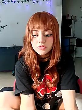 Snapshot of Lin-cute chatting on 01/05/25, 05:30 Lin-cute online show from 01/05/25, 05:30
